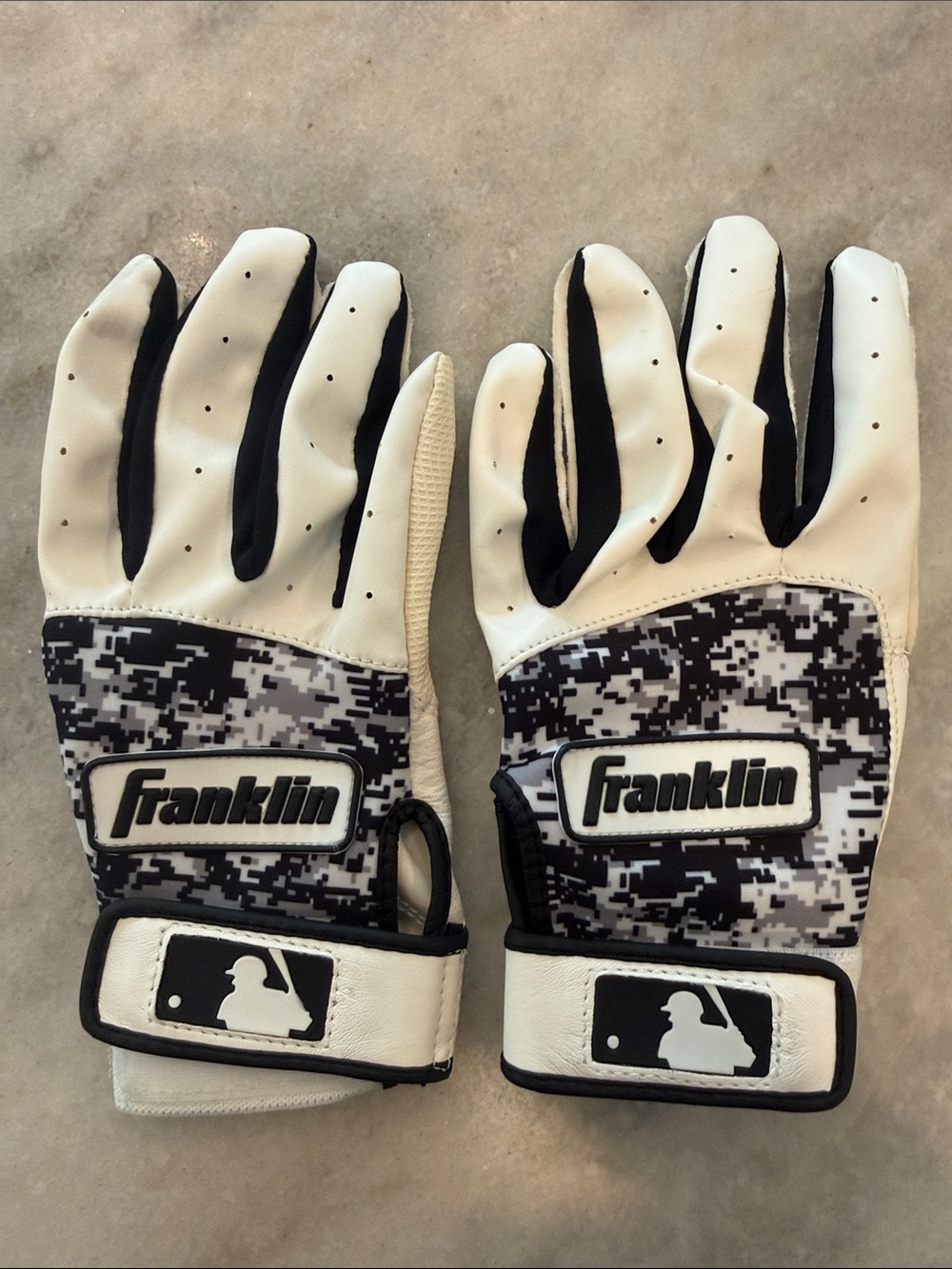 Franklin Kids Batting Gloves in White and Black, Youth Medium